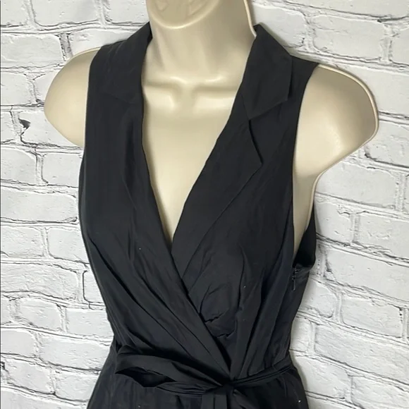 Elegant Black Floral Dress - Picture 4 of 5